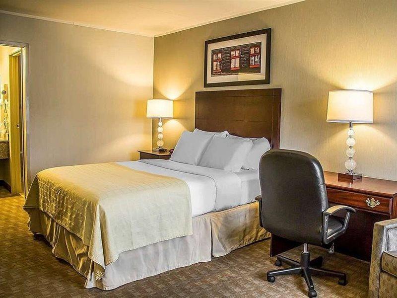 Quality Inn Cambridge Buitenkant foto